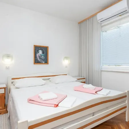 Lejlighed Apartment Ivanje Gomile Bb III *