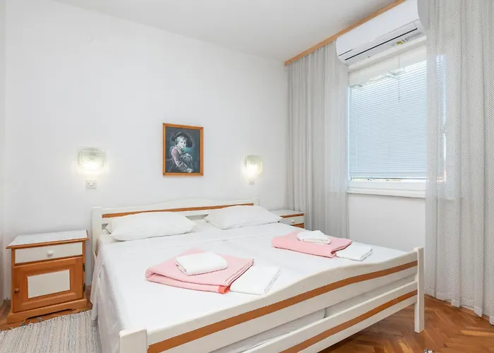Apartman Apartment Ivanje Gomile Bb III *